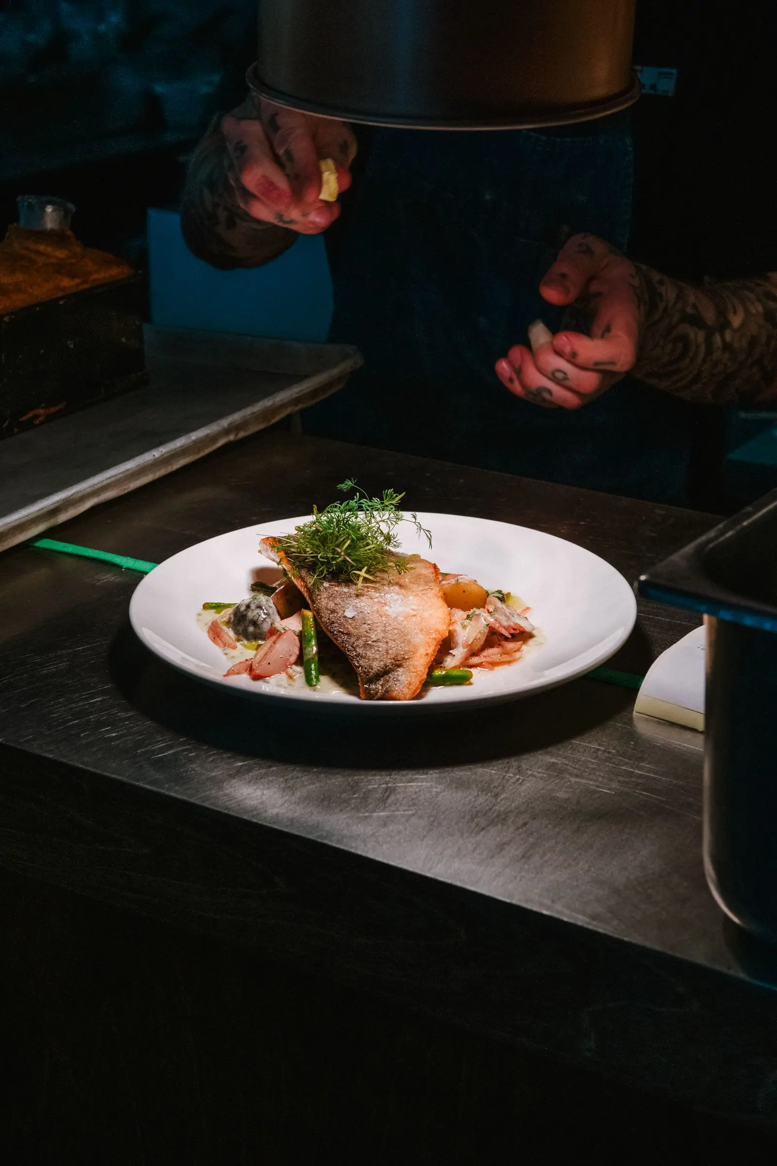 Lumen Fine Dining — Restoran & Kafe
